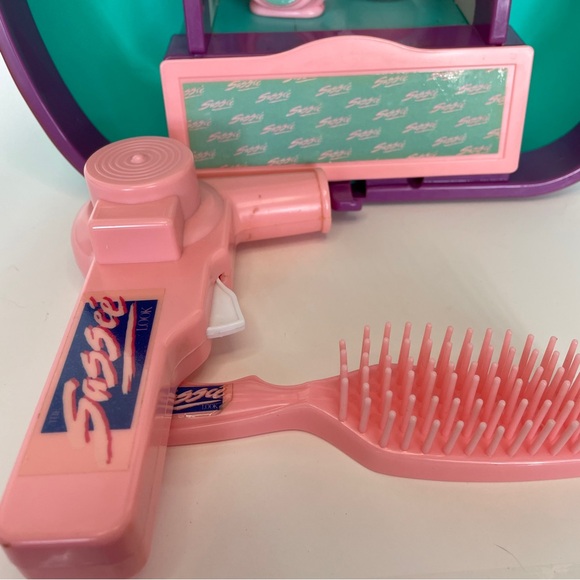 Vintage Sassee Look Light Up Fashion Vanity Case đź’ˇLights upđź’ˇ with accessories - Picture 7 of 15